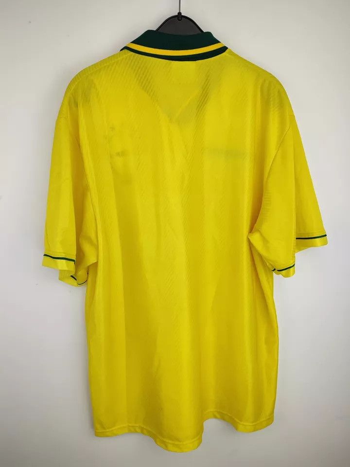 Umbro Vintage Umbro Brazil 1994 World Cup Home FOOTBALL Kit SHIRT Size US XL / EU 56 / 4 - 8 Thumbnail