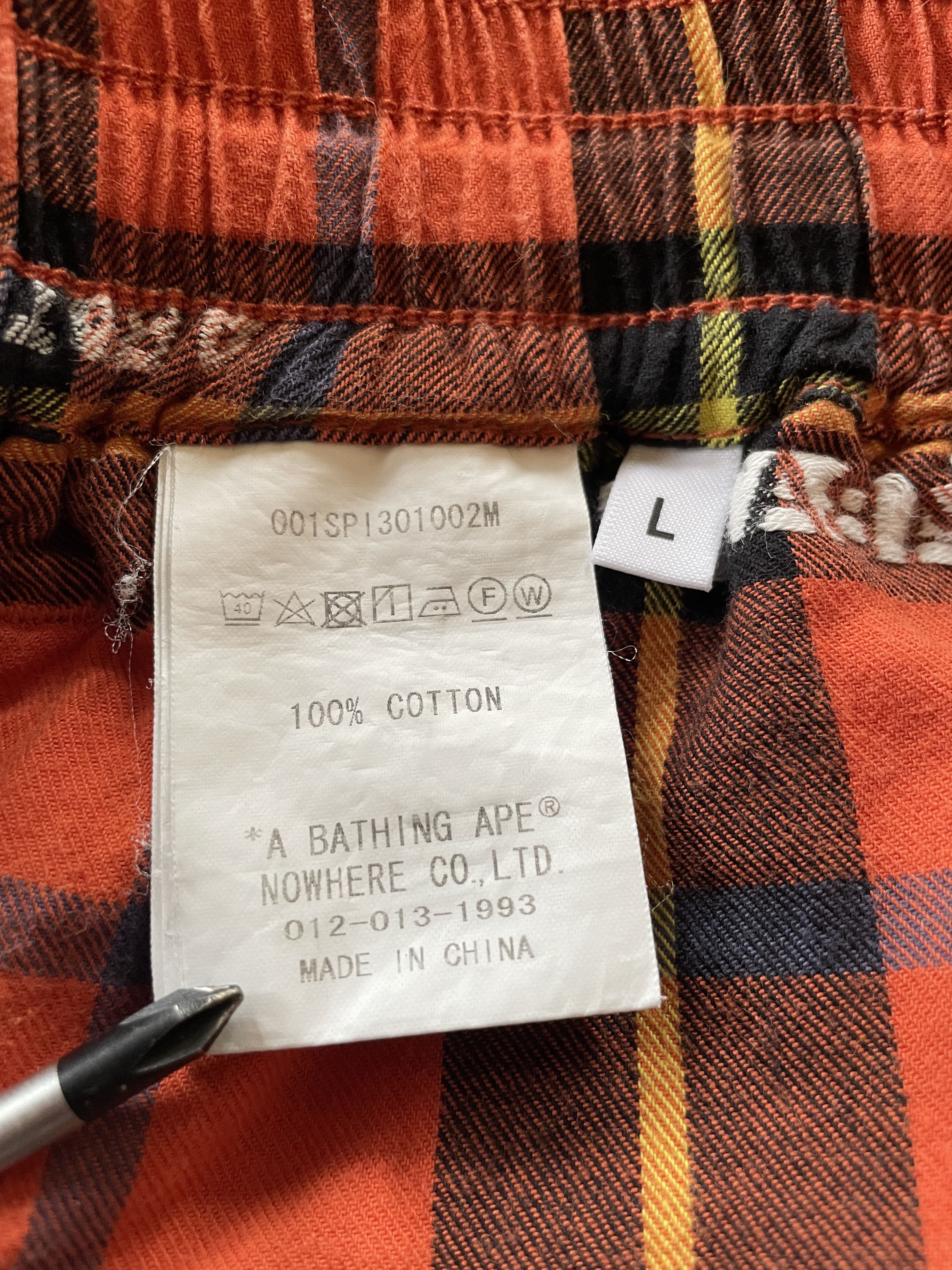 Bape Bape A Bathing Ape Check Plaid Shorts Size US 34 / EU 50 - 5 Thumbnail