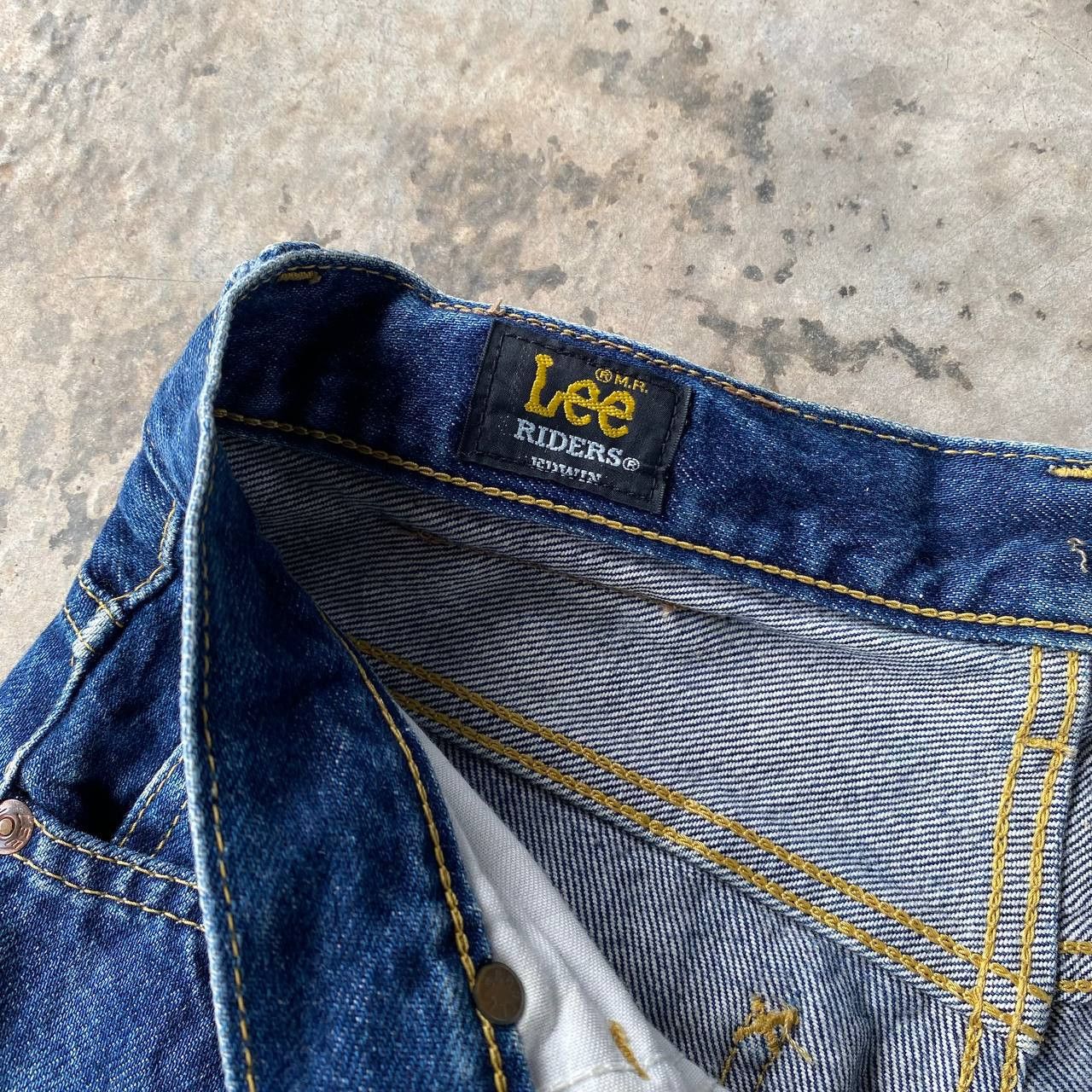 Lee × Vintage FLARED VINTAGE 90S LEE RIDERS BLUEWASH DENIM MADE IN JAPAN Size US 28 / EU 44 - 7 Thumbnail