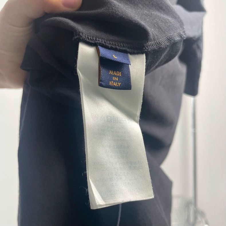 Louis Vuitton Louis Vuitton Black Lianliankan large logo short sleeve T- Size US L / EU 52-54 / 3 - 6 Thumbnail
