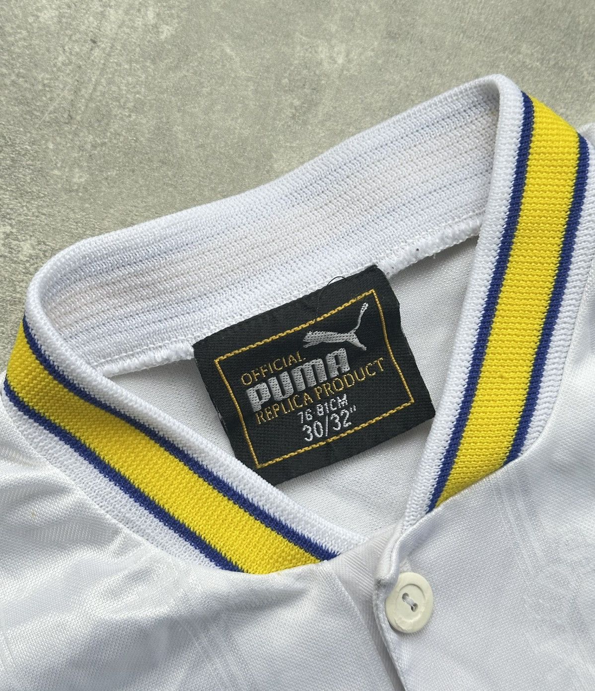 Puma Vintage Leeds United Shirt Puma Packard Bell Jersey Kids Size US M / EU 48-50 / 2 - 6 Thumbnail