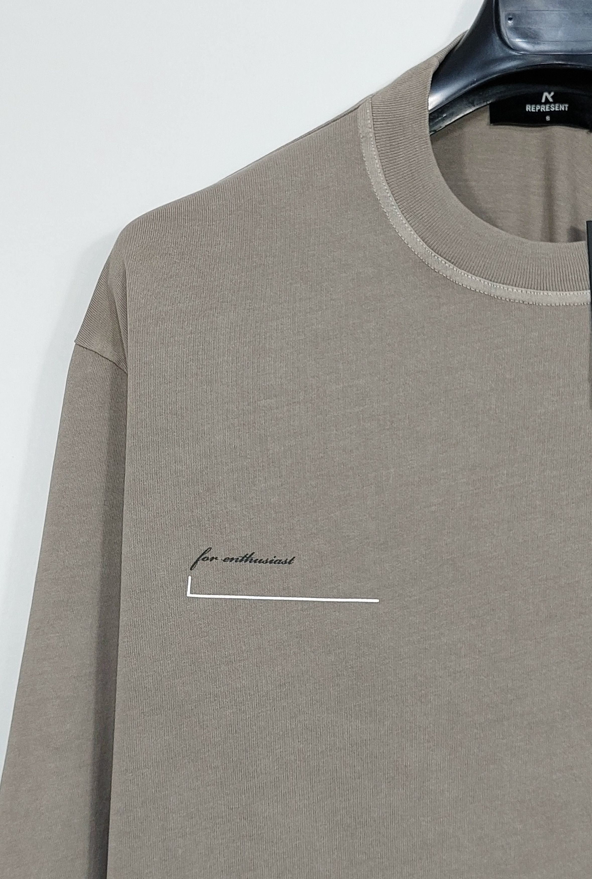 Represent Clo. patron of the club LS tshirt - mudstone S Size US S / EU 44-46 / 1 - 6 Thumbnail