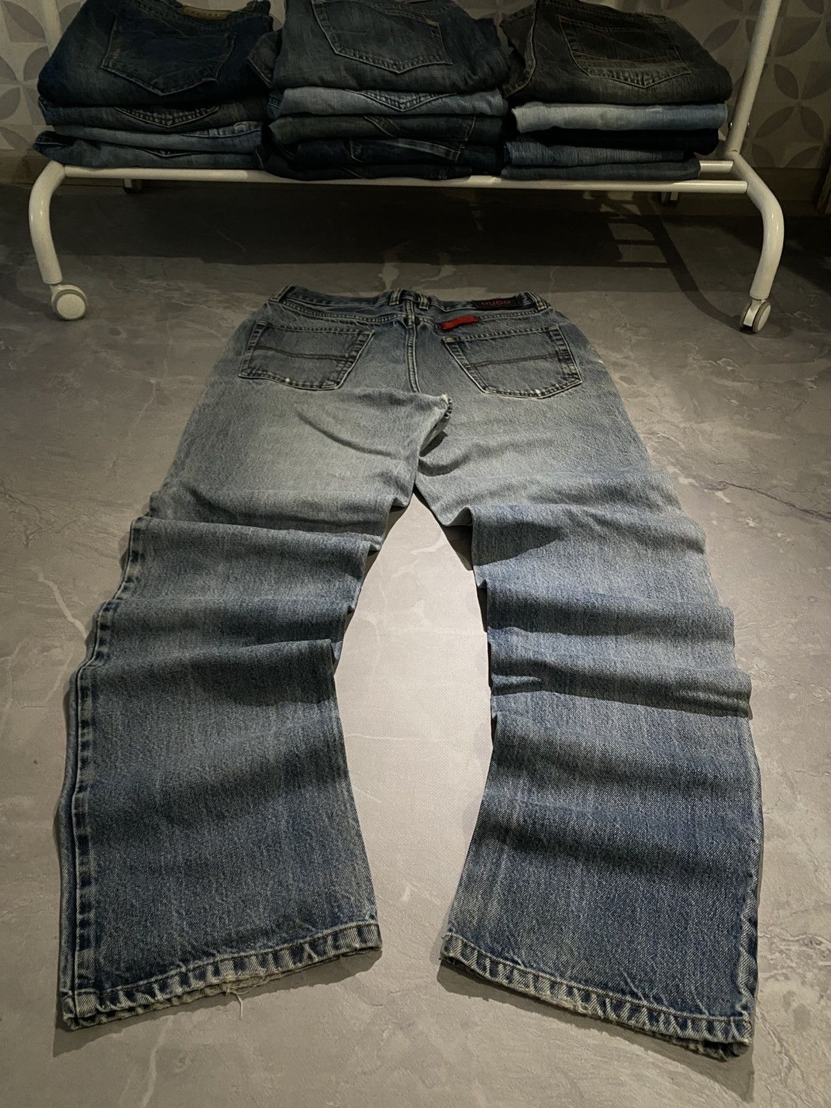 Japanese Brand Slim Fit Washed Denim Classic Fade Everyday Drip Size US 33 - 2 Thumbnail