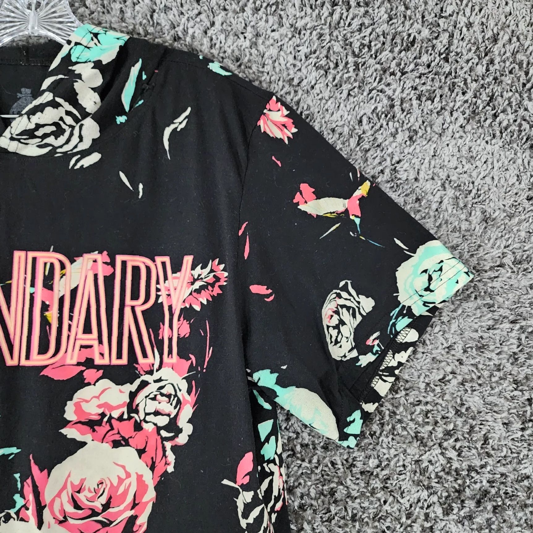Vintage Launder Tee Hooded Short Sleeve Black Floral Legendary Mens XL Shirt Size US 36 / EU 52 - 3 Thumbnail