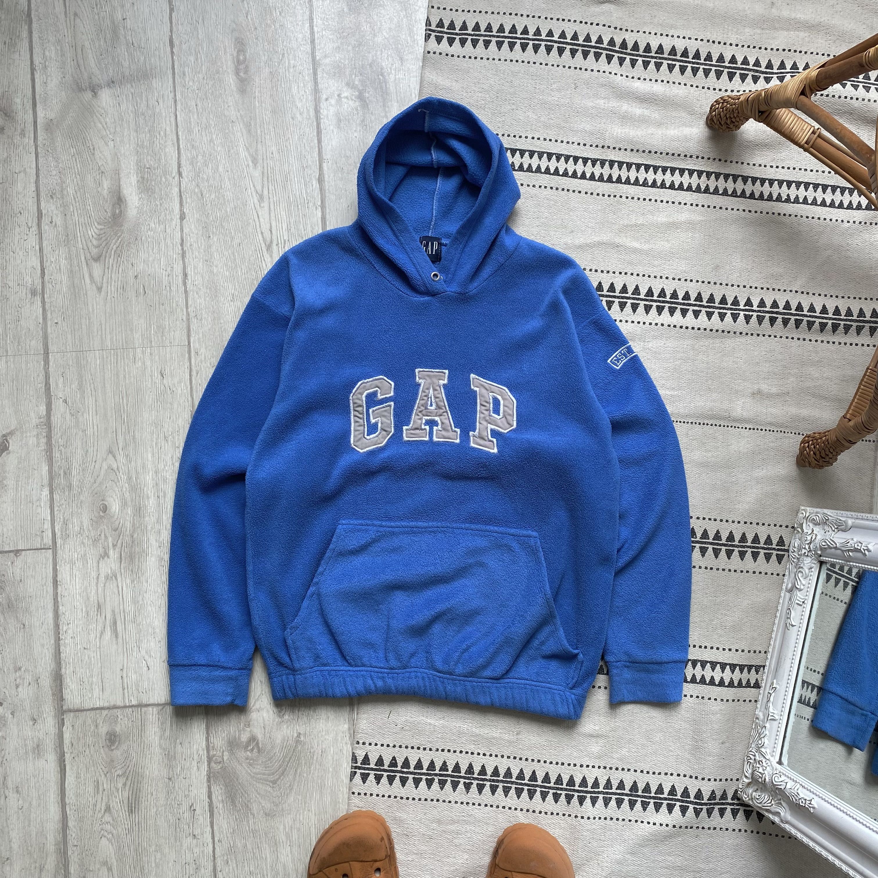 Gap Vintage Gap Fleece Hoodie Embrodery Big Logo Size US S / EU 44-46 / 1 - 1 Thumbnail