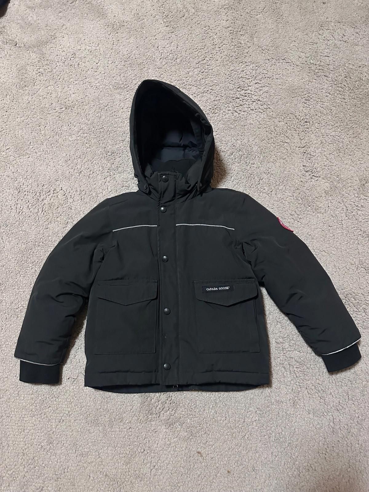 Canada Goose CANADA GOOSE KIDS Black LYNX PARKA - Age 6/7 Y Size US XXS / EU 40 - 1 Thumbnail