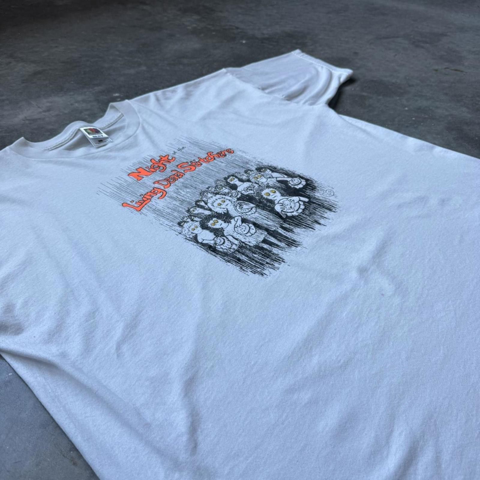 Other Night of The Living Dead Stichers Horror Vintage 90s TShirt Size US XXL / EU 58 / 5 - 3 Thumbnail