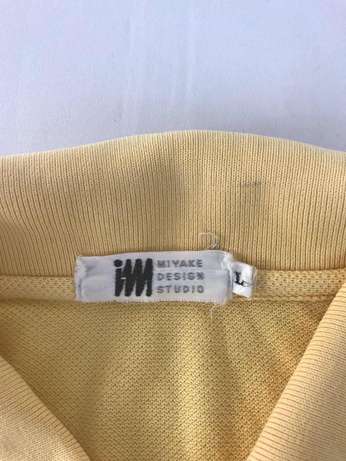 Issey Miyake Issey Miyake IM Minimalist Emboidery Logo Pocket Polo Tee Size US XL / EU 56 / 4 - 4 Thumbnail