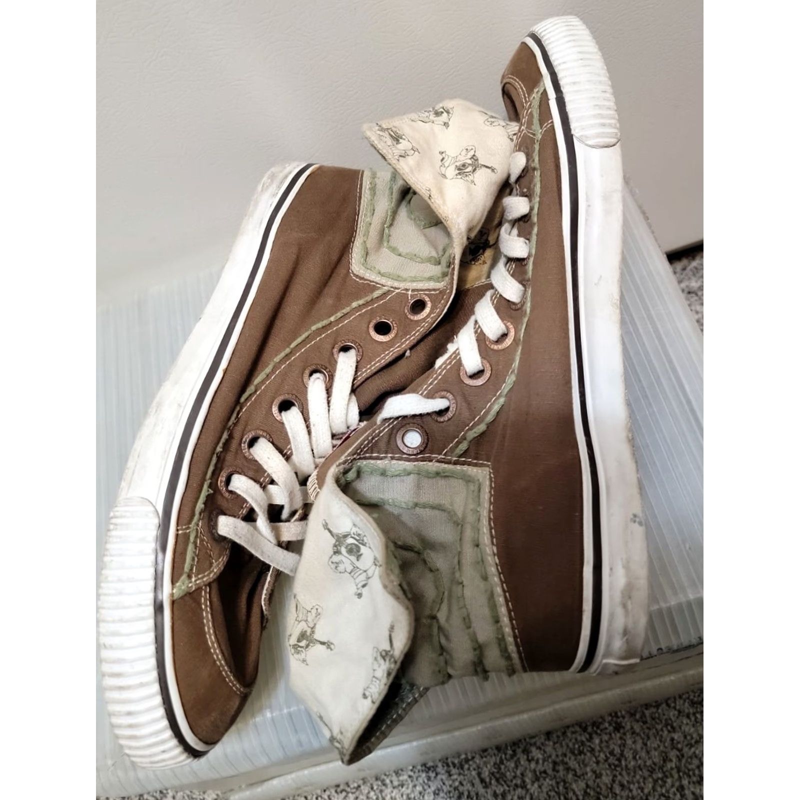 True Religion VINTAGE True Religion Fold Over High Top Lace Up Shoes Sneakers Mens 12 Brown TR118111J Size US L / EU 52-54 / 3 - 2 Thumbnail