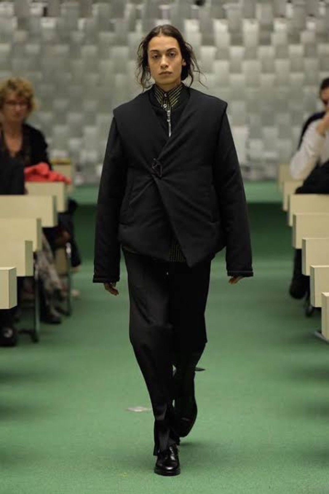 Namacheko AW2018 NAMACHEKO ASYMMETRICAL BARBARA JACKET RUNWAY 