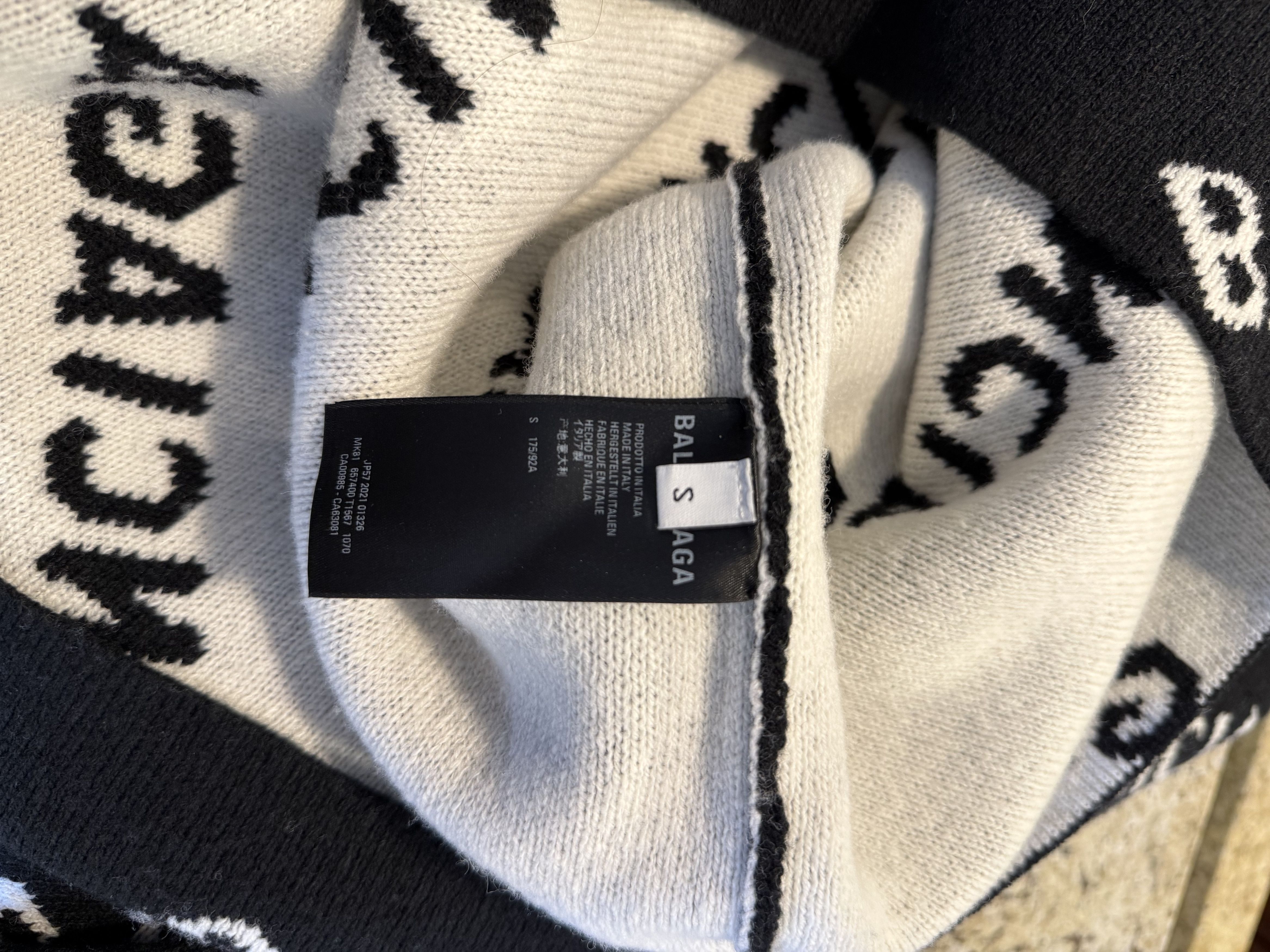 Balenciaga All Over Knit Sweater Size US S / EU 44-46 / 1 - 3 Thumbnail