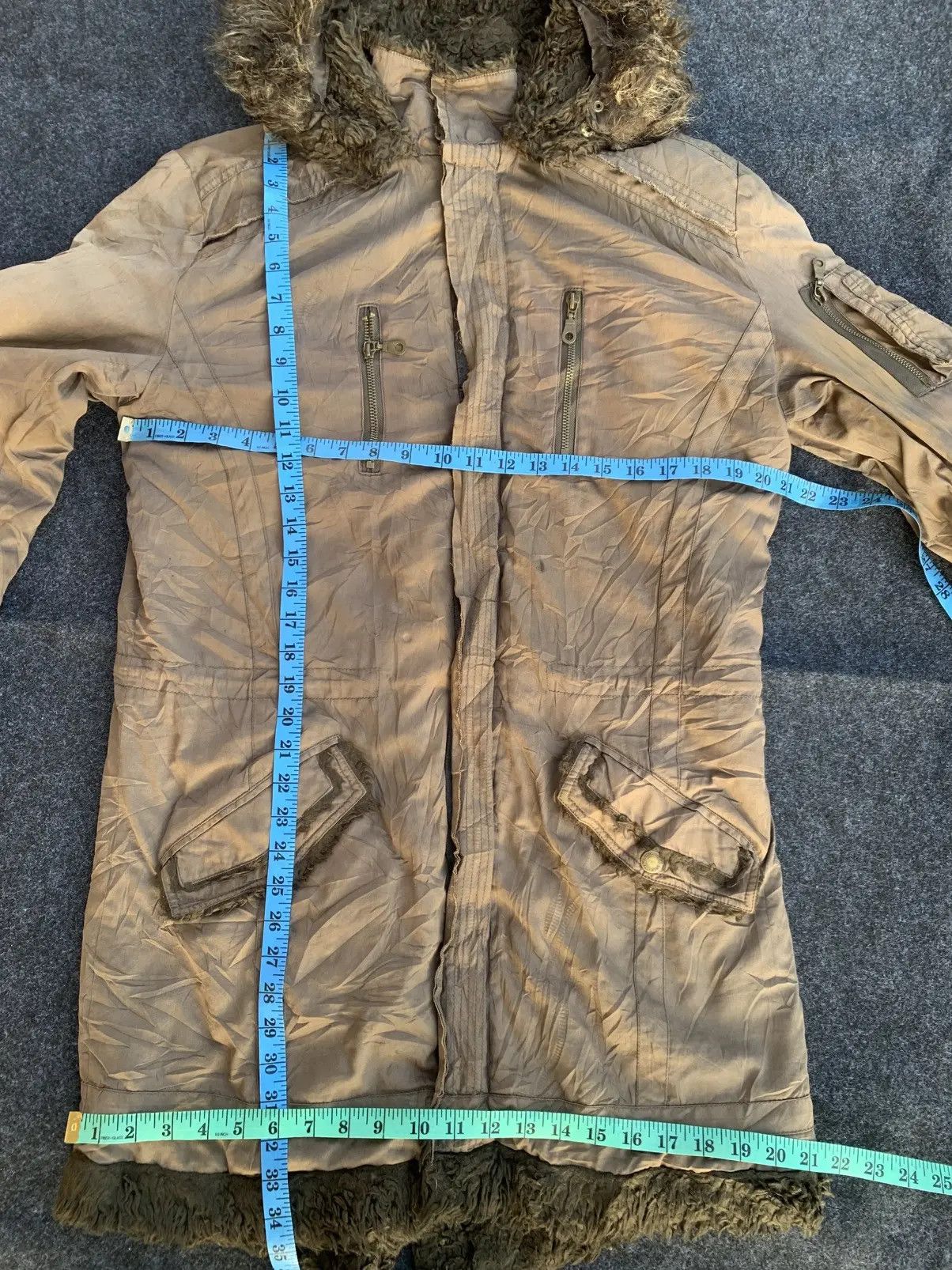 In The Attic In The Attic homme Faux Fur Trim hooded Parka Jacket . Size US L / EU 52-54 / 3 - 5 Thumbnail