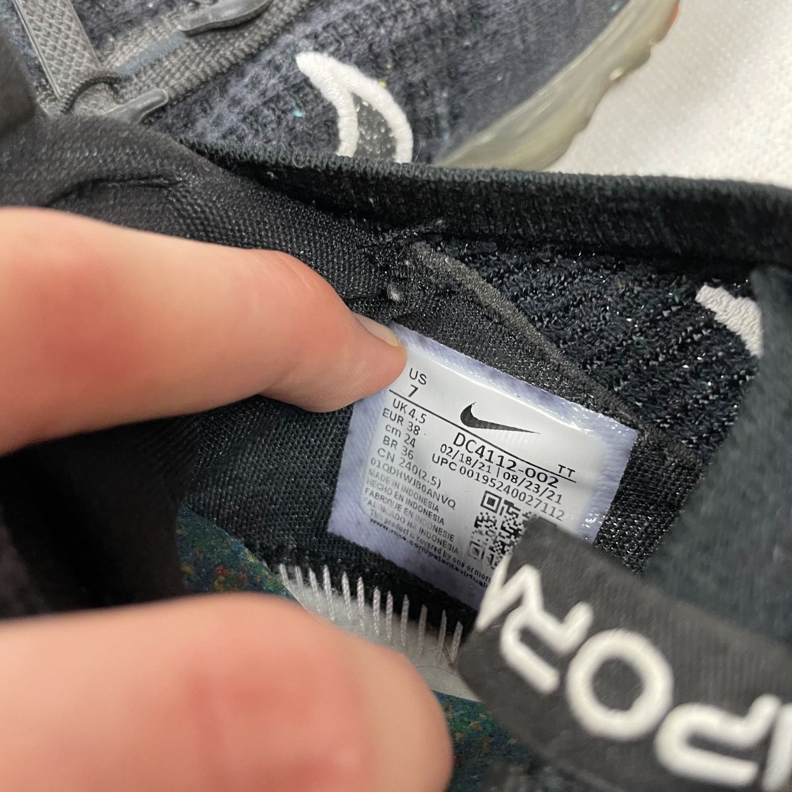Nike Nike Air Vapormax 2021 FK DC4112-002 Womens Black Sneakers 7 Size US 7 / IT 37 - 14 Thumbnail