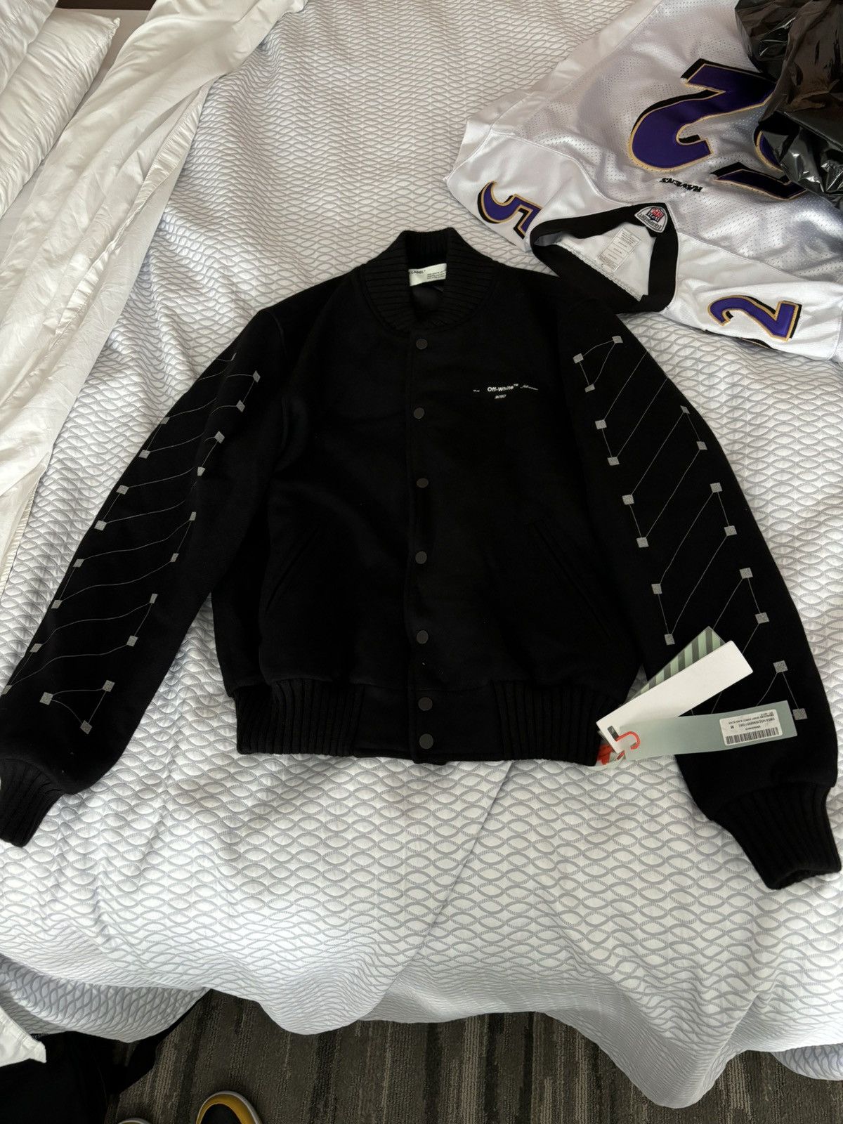 Off-White Off white varsity jacket Size US M / EU 48-50 / 2 - 2 Thumbnail