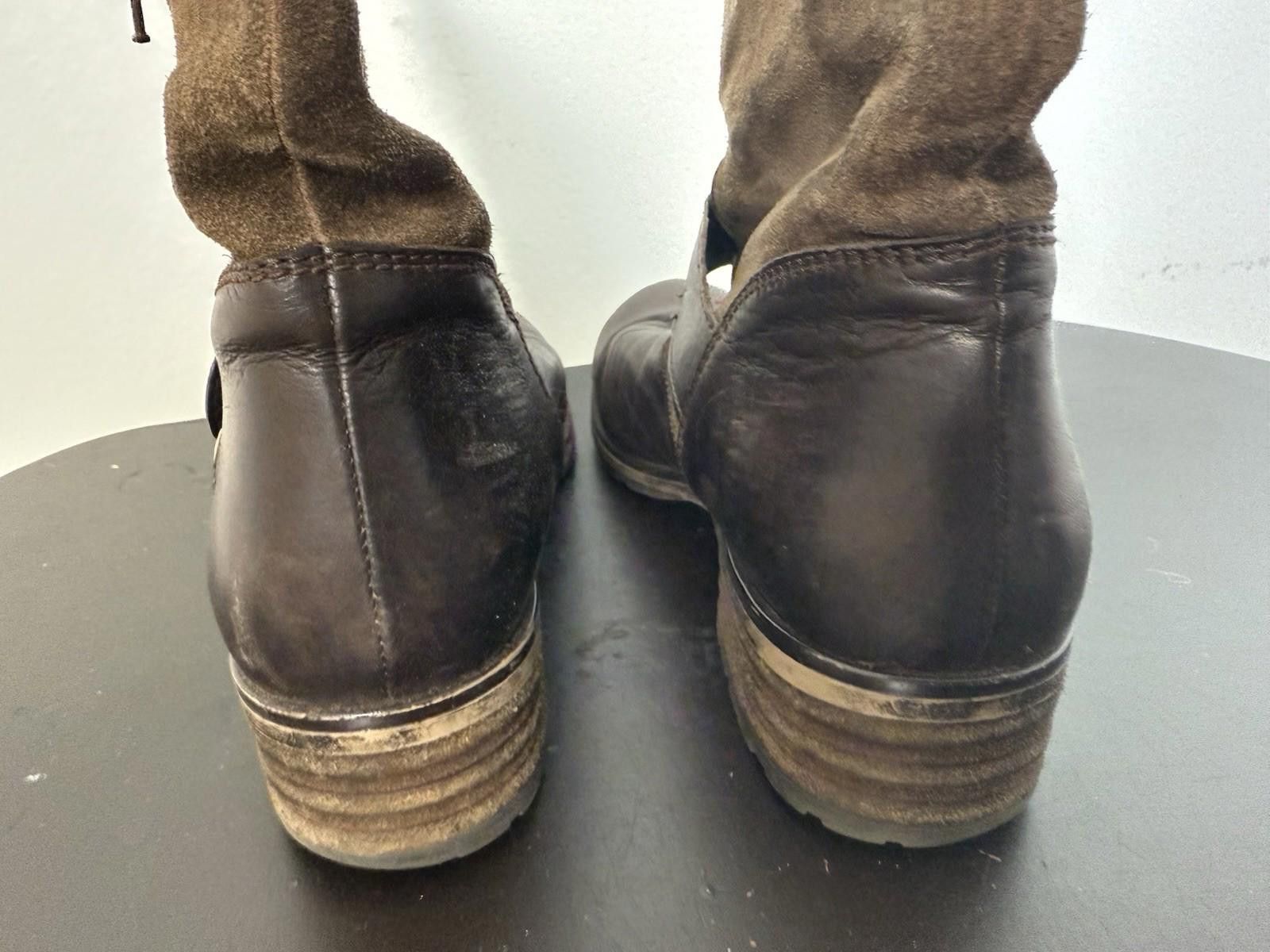Clarks Clarks Ankle Boot Sz 10 M Brown Leather Strap Side Zip Size US 10 / IT 40 - 6 Thumbnail