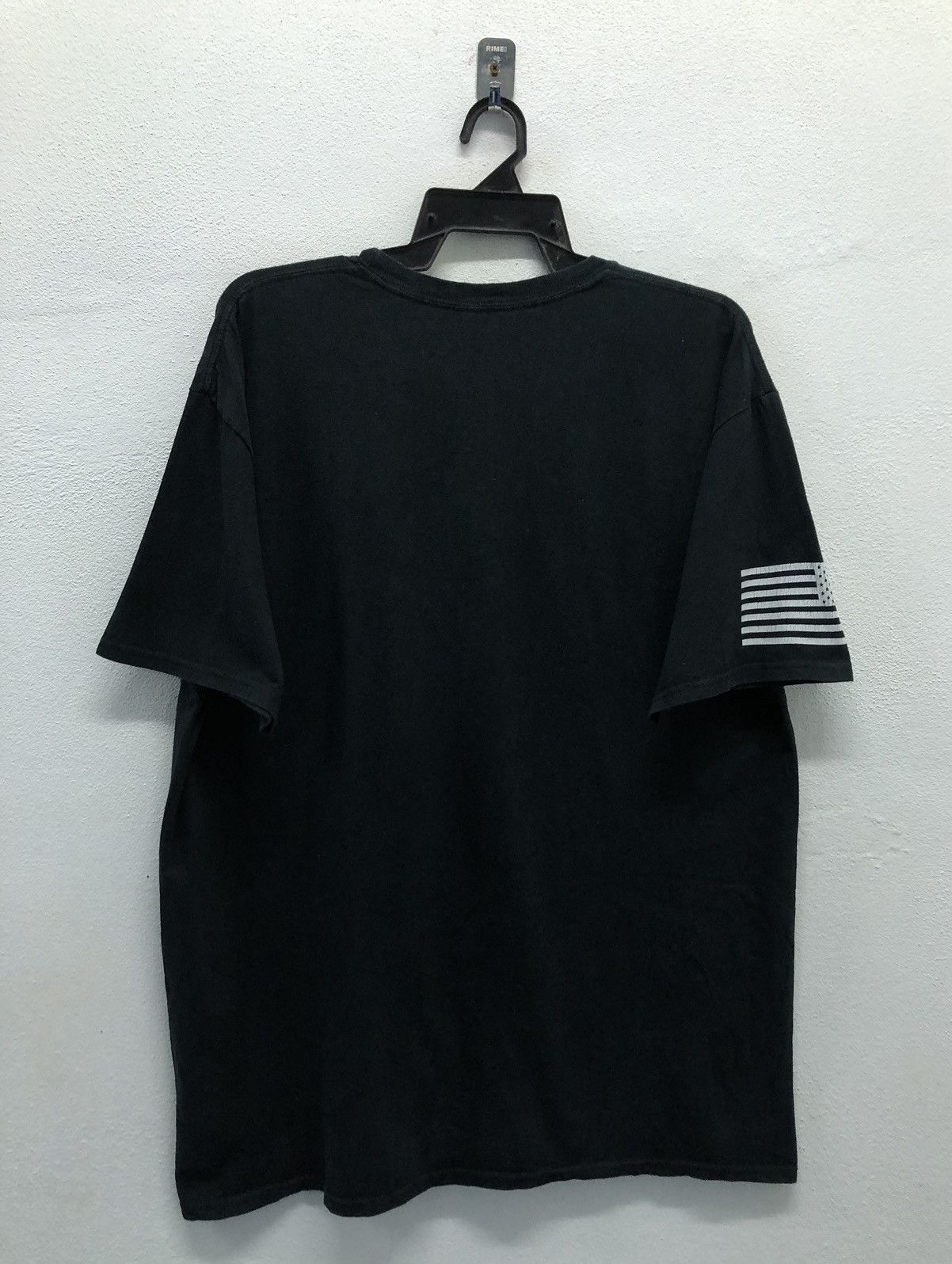 Vintage Vintage Punisher Skull American Flag Made In The Usa T-Shirt Size US XL / EU 56 / 4 - 2 Thumbnail