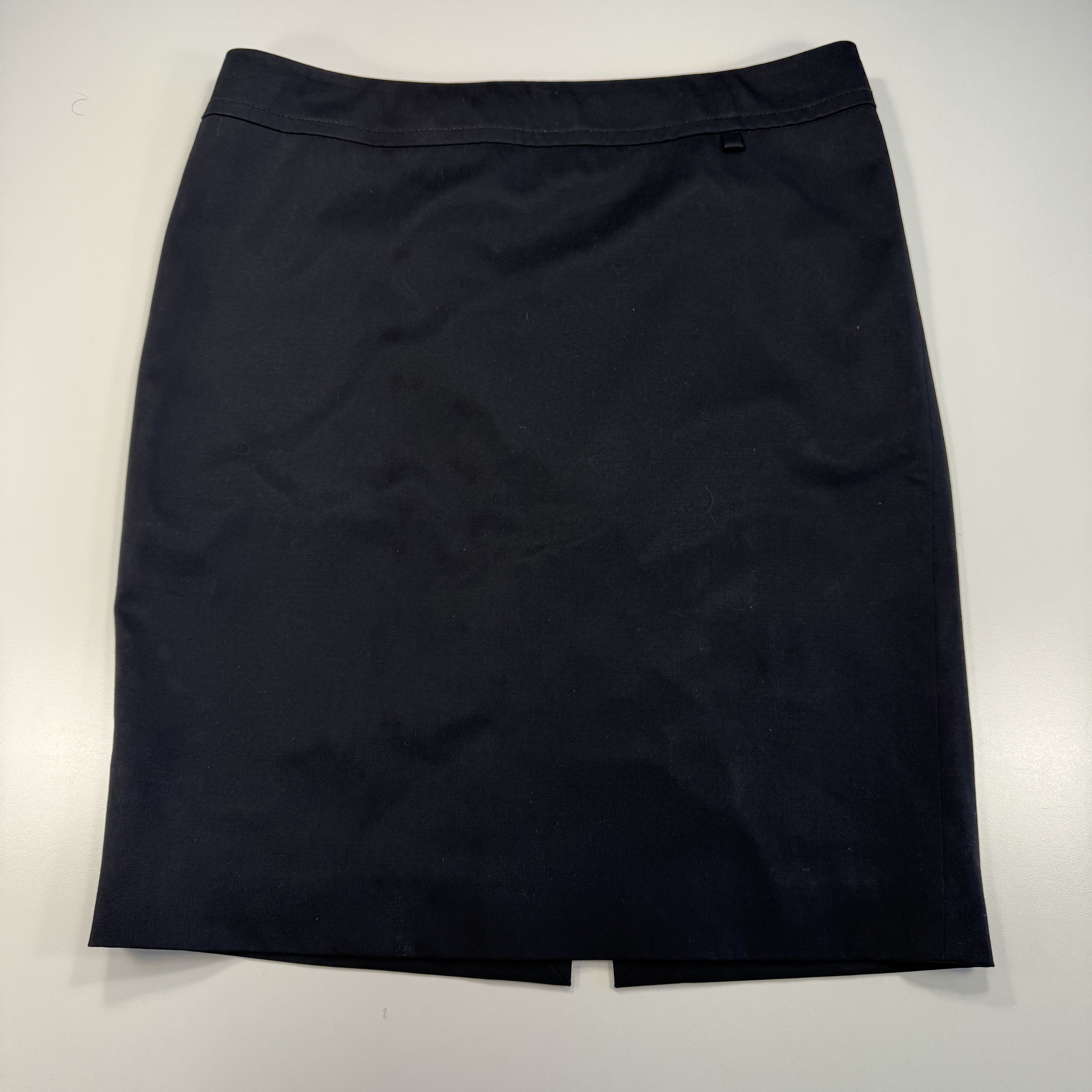 Gucci Gucci Penn Skirt, Made in Italy Size 30" / US 8 / IT 44 - 1 Thumbnail