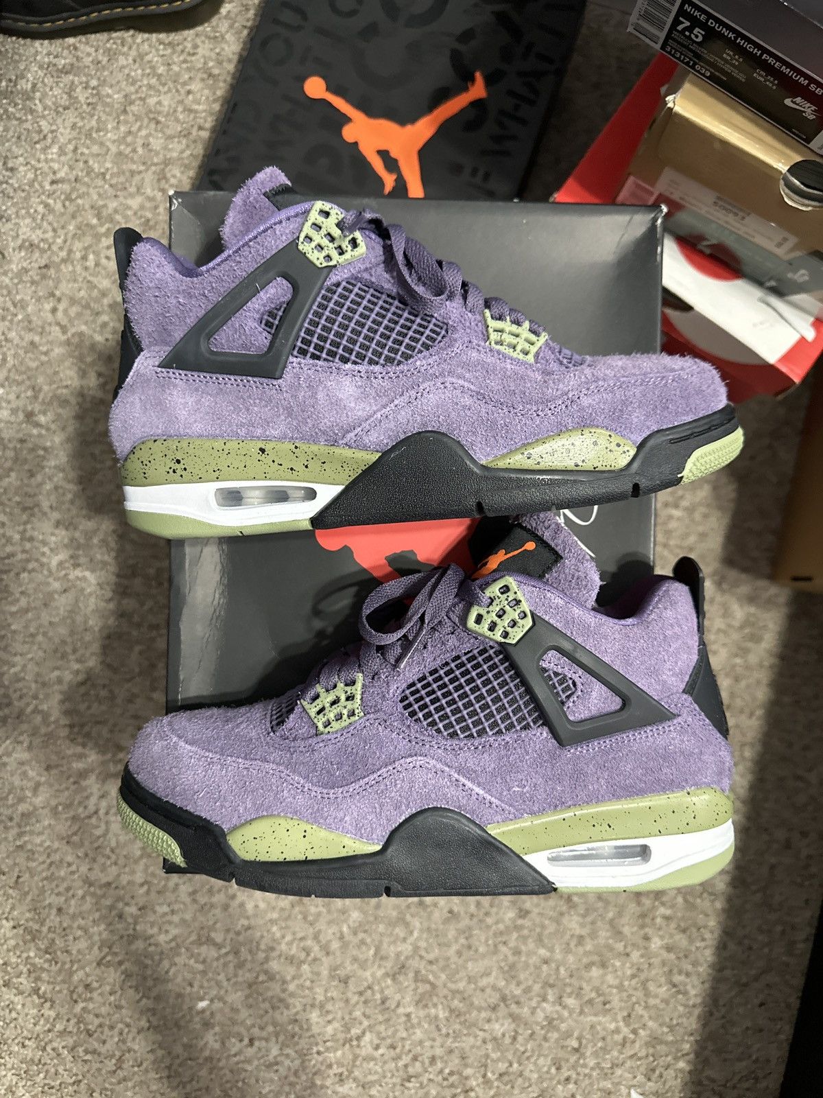 Jordan Brand Canyon Purple Jordan 4 Size US 9 / IT 39 - 1 Thumbnail