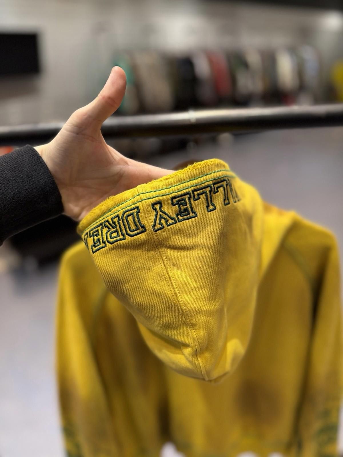 Vale Large - Vale Zip Up Brazil Hoodie Authentic Valley Yellow Size US L / EU 52-54 / 3 - 7 Thumbnail