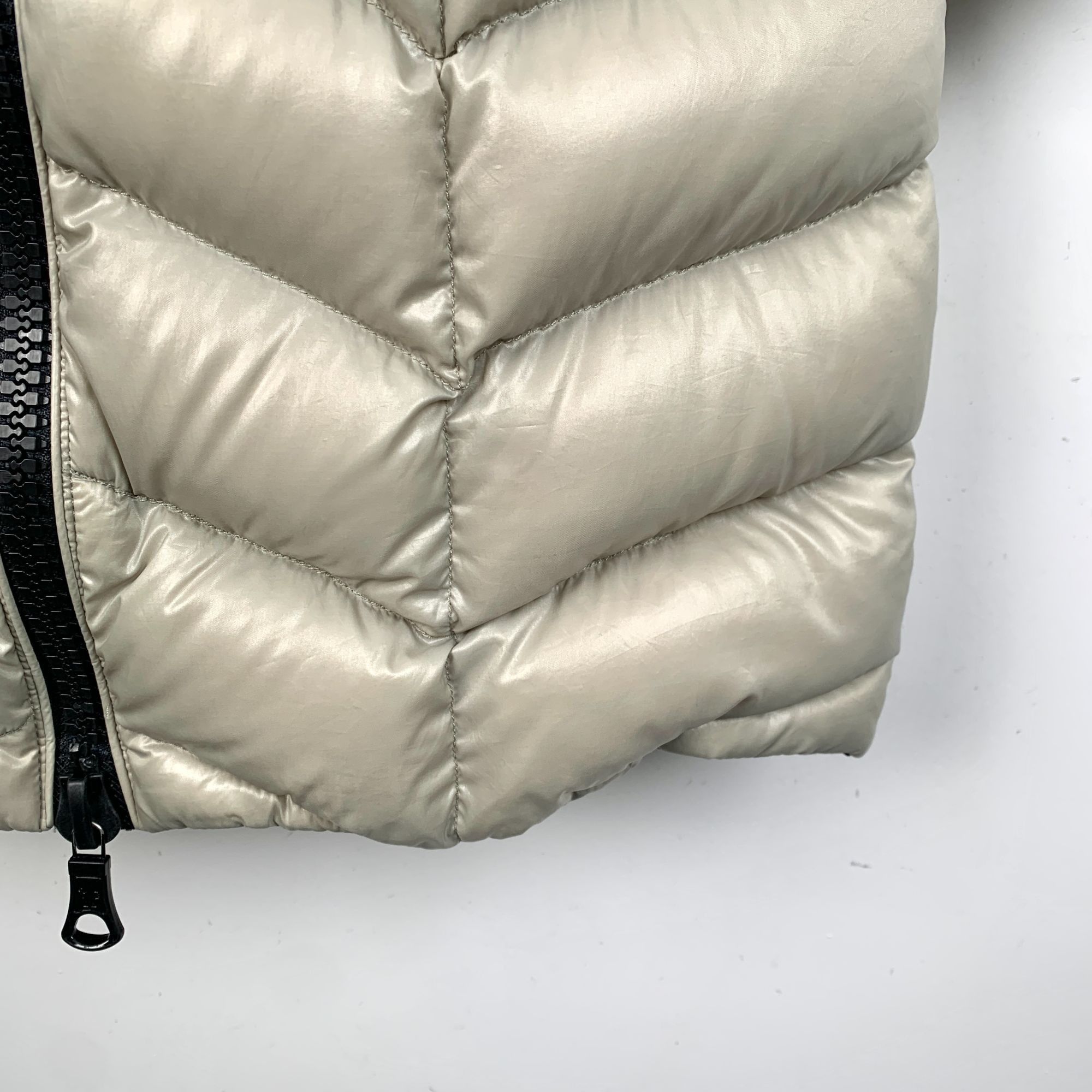 Moncler [Moncler] Belloy Khaki Logo Hooded Long Down Coat 1 S Size S / US 4 / IT 40 - 10 Thumbnail