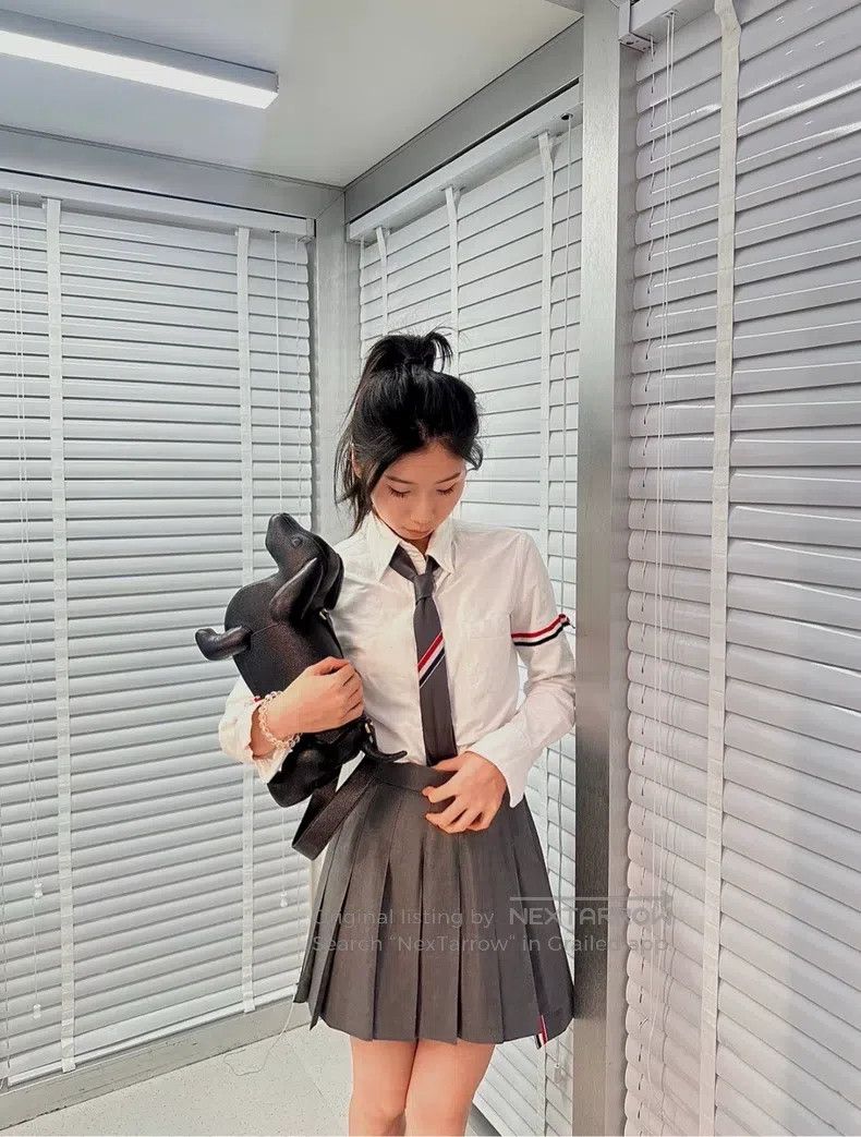 Thom Browne Thom Browne Classic Pleated Skirt - Medium Gray Size 24" / US 00 / IT 34 - 5 Thumbnail