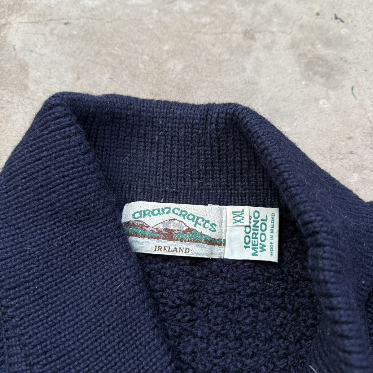 Aran Crafts 90s Chunky Grey Knit Irish Wool Fisherman Sweater Size US XXL / EU 58 / 5 - 3 Thumbnail
