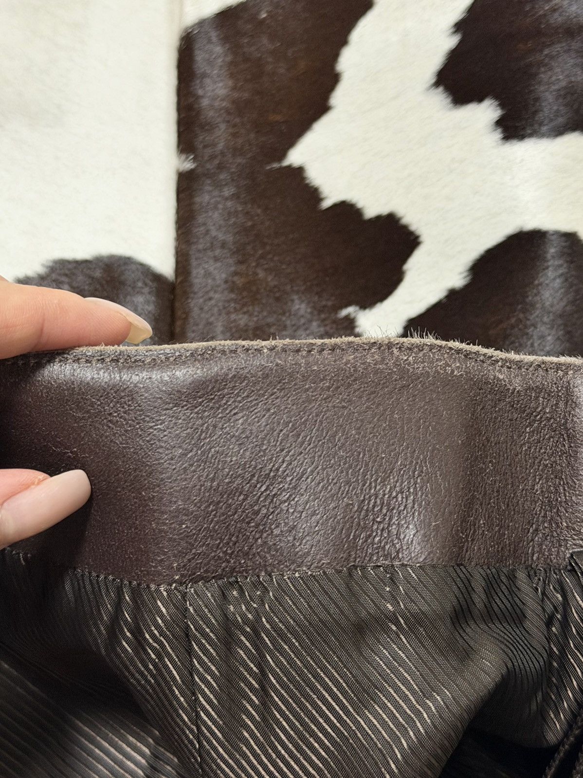 Salvatore Ferragamo SALVATORE FERRAGAMO F/W 2004 Cowhide Leather Midi Skirt Size 26" / US 2 / IT 38 - 8 Thumbnail
