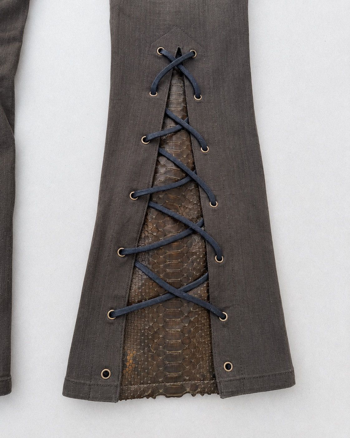 Japanese Brand Morgan lace up flare jeans Size US 29 - 5 Thumbnail