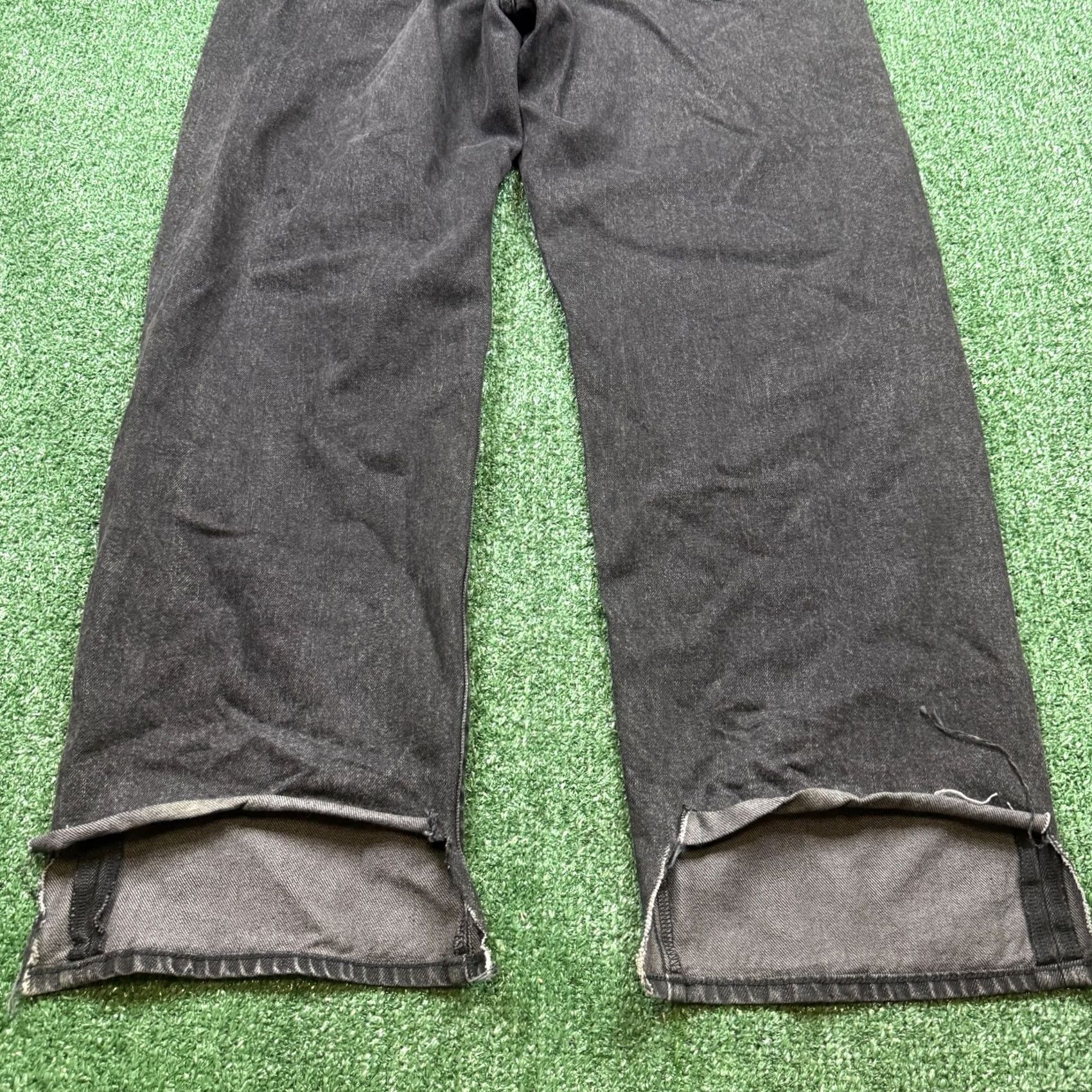 Gap Gap Jeans Men's Size 34 x 32 Black Relaxed Fit Step Hem 5-Pocket Denim Straight Navy? Size US 34 / EU 50 - 8 Thumbnail