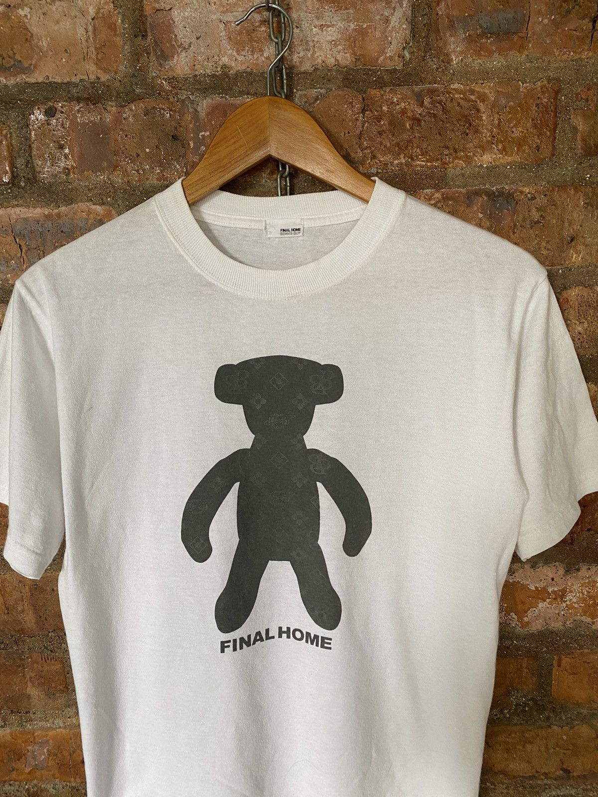 Final Home 1990s Final Home X beams Bear LV monogram tee Size US S / EU 44-46 / 1 - 3 Thumbnail