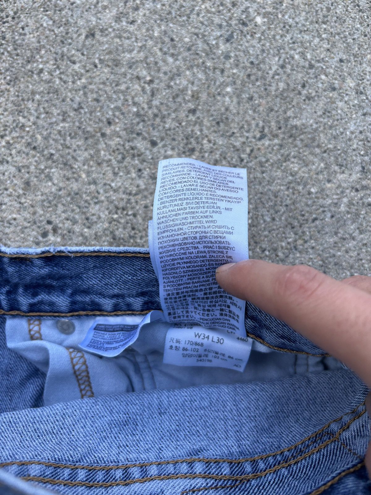Levi's Vintage Y2K 505’ Levis L. Indigo Loose Fit Jeans Size 34x30 Size US 34 / EU 50 - 3 Thumbnail