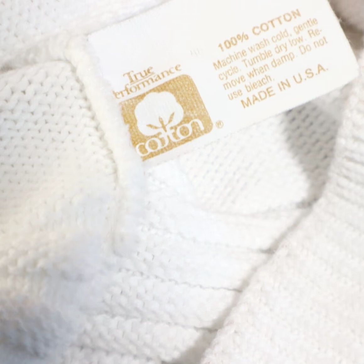 Vintage VTG Winona Knits Cardigan Long Sleeve Sweater White Men's L Shirt Vintage Cardigan Solid Crew Neck Relaxed Fit 24in Pit to Pit 24in Length Mens Size US L / EU 52-54 / 3 - 6 Thumbnail