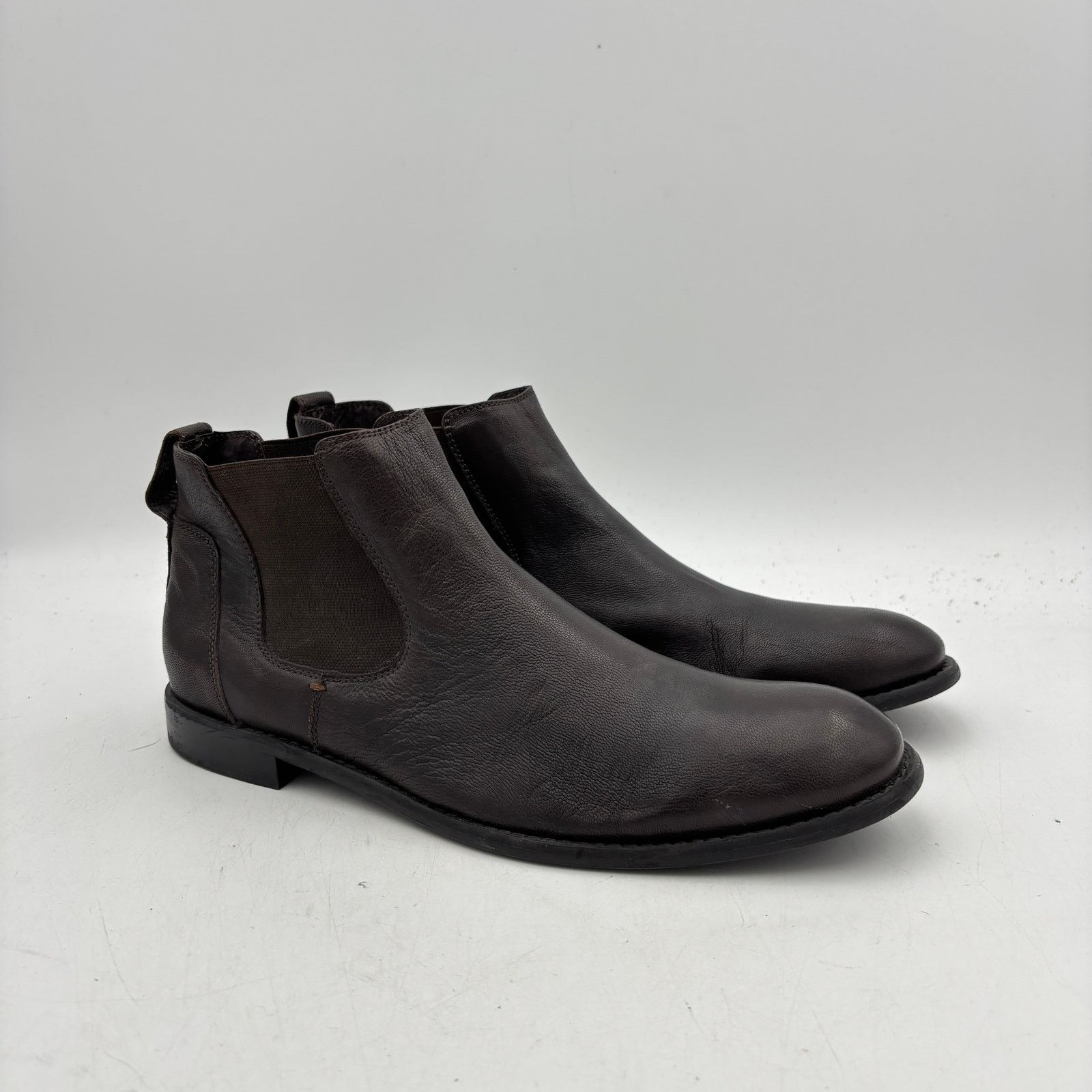 John Varvatos John Varvatos Star USA Leather Low Chelsea Boots Men's 10.5M Size US 10.5 / EU 43-44 - 1 Thumbnail