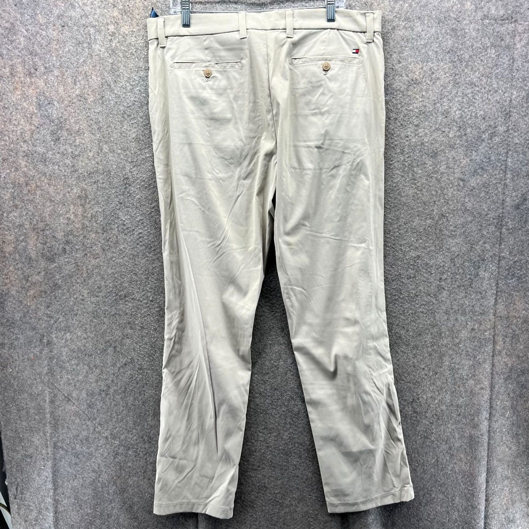Tommy Hilfiger VINTAGE Tommy Hilfiger Dress Pants Mens 36x32 Beige Chino Tan Trouser Sport Khaki Suitwear Tight Silhouette Regular Mens Beige Chino Pants 90s? Size 36R - 4 Thumbnail