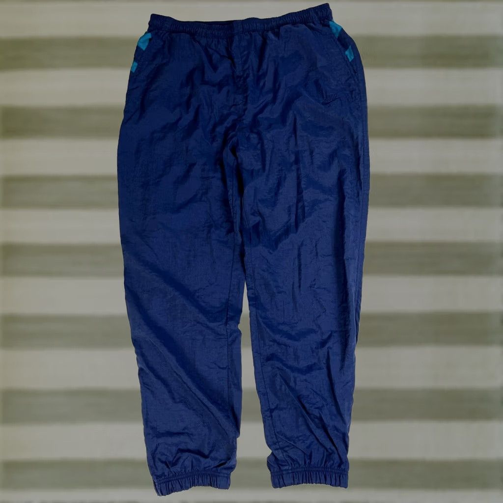 Nike Nike Men's Vintage Nylon Track Pants Lined Navy Blue Sz L 90s 30in Inseam Size US 33 - 1 Thumbnail
