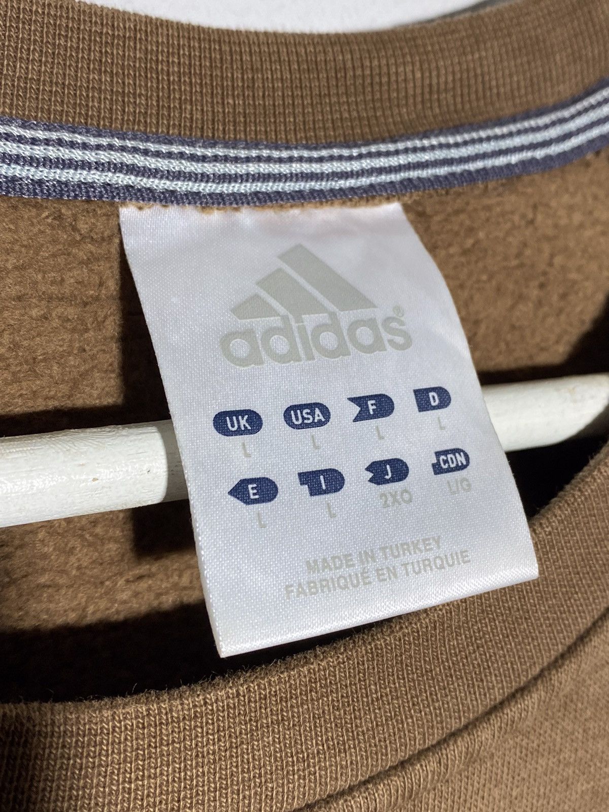 Adidas 🔥 ADIDAS Y2K BROWN 3-STRIPES CREW SWEAT RETRO SPORT VIBE Size US L / EU 52-54 / 3 - 13 Thumbnail