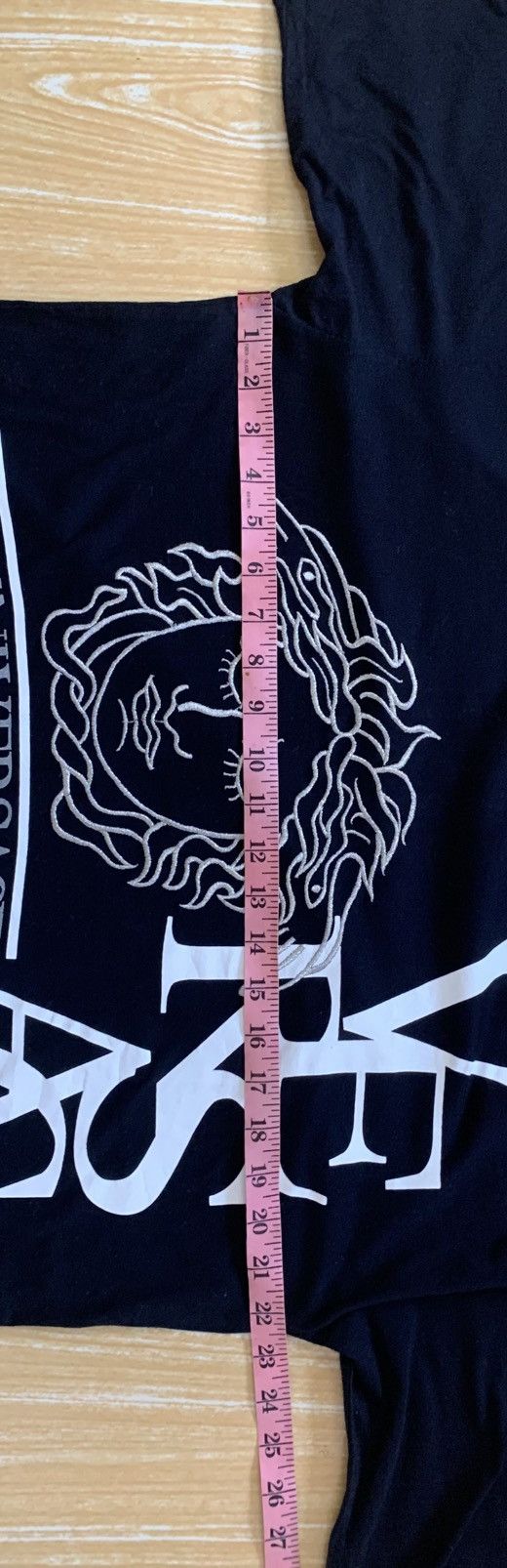 Versace Rare.. Versace Medusa Embroidered T Shirt Size US XL / EU 56 / 4 - 20 Thumbnail