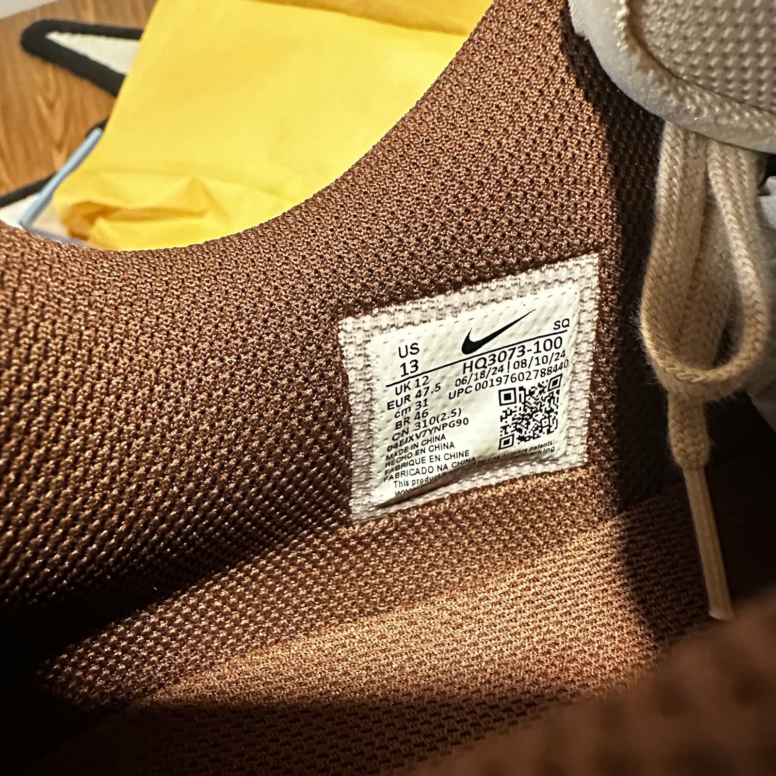 Travis Scott Nike Zoom Field Jaxx Travis Scott Light Chocolate –Size 13 Size US 13 / EU 46 - 9 Thumbnail