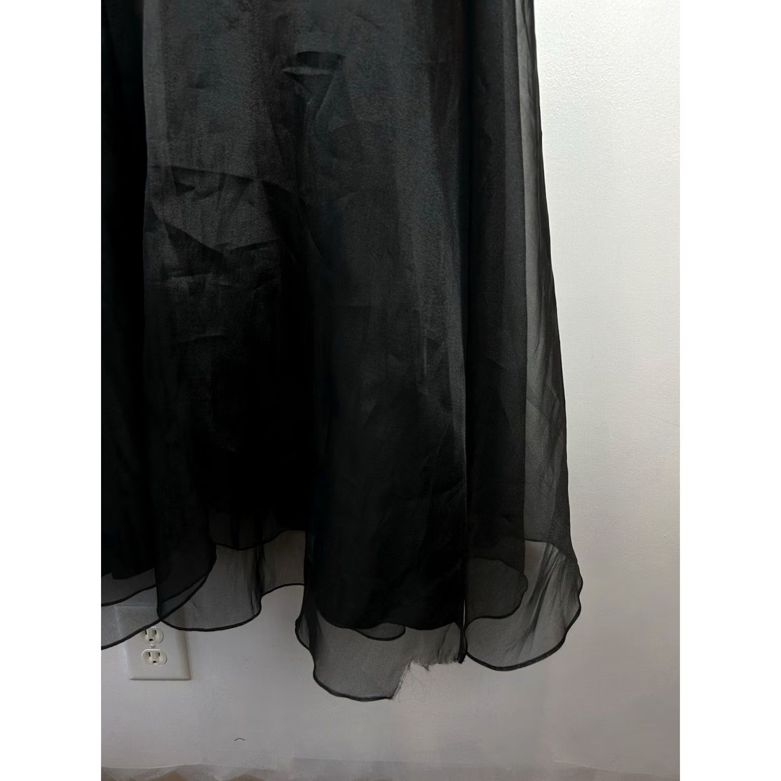 Layer 8 VINTAGE Chelsea Nites Skirt Maxi Womens 8 Black Chiffon Layered Elastic Waist Full Long 27" Waist 42" 90s Grunge Formal Party Wedding Read Size 30" / US 8 / IT 44 - 3 Thumbnail