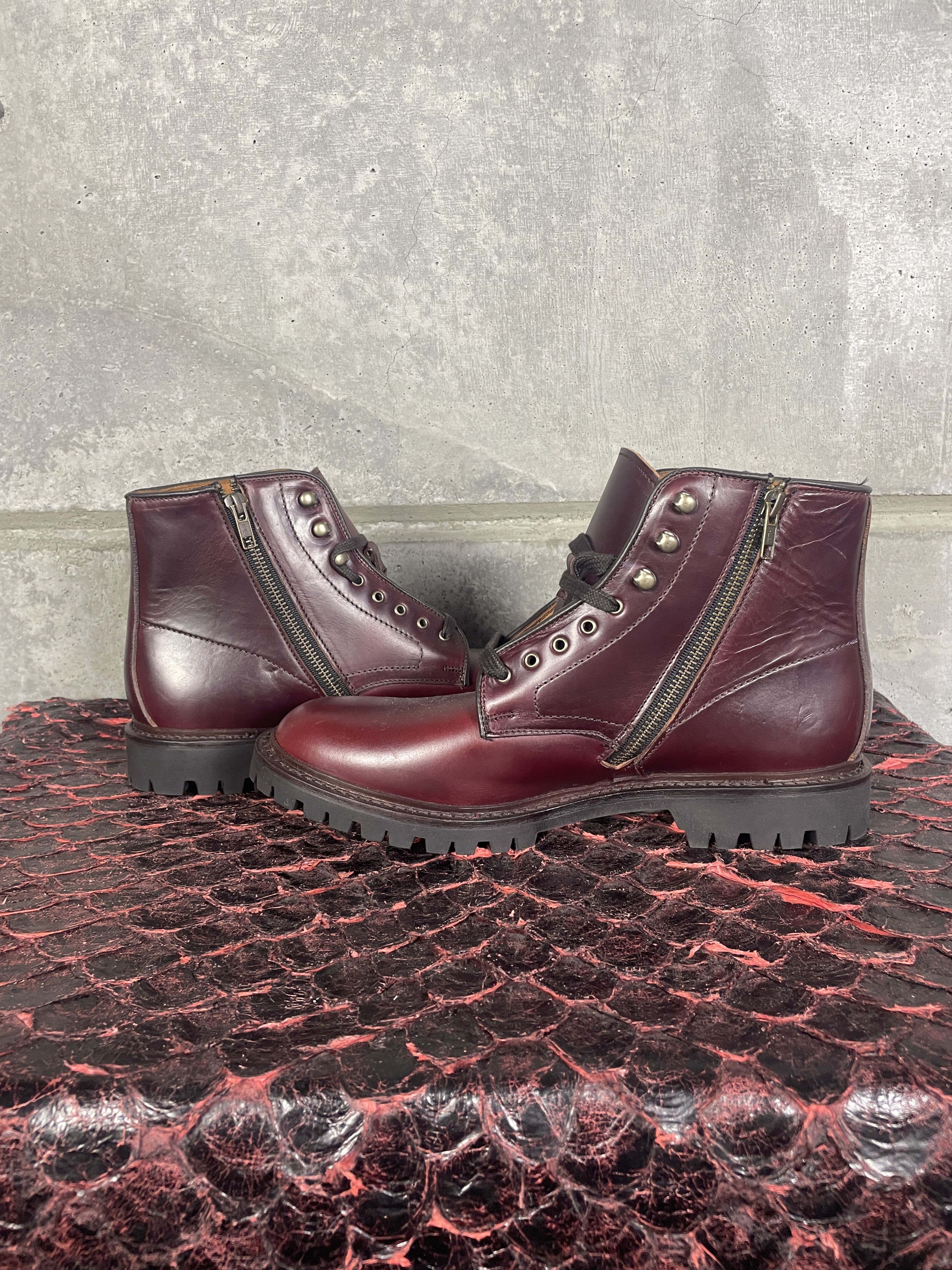Allen Edmonds Allen Edmonds Leather Higgins Mill Zip Boot with Lug Sole Size US 9.5 / EU 42-43 - 3 Thumbnail