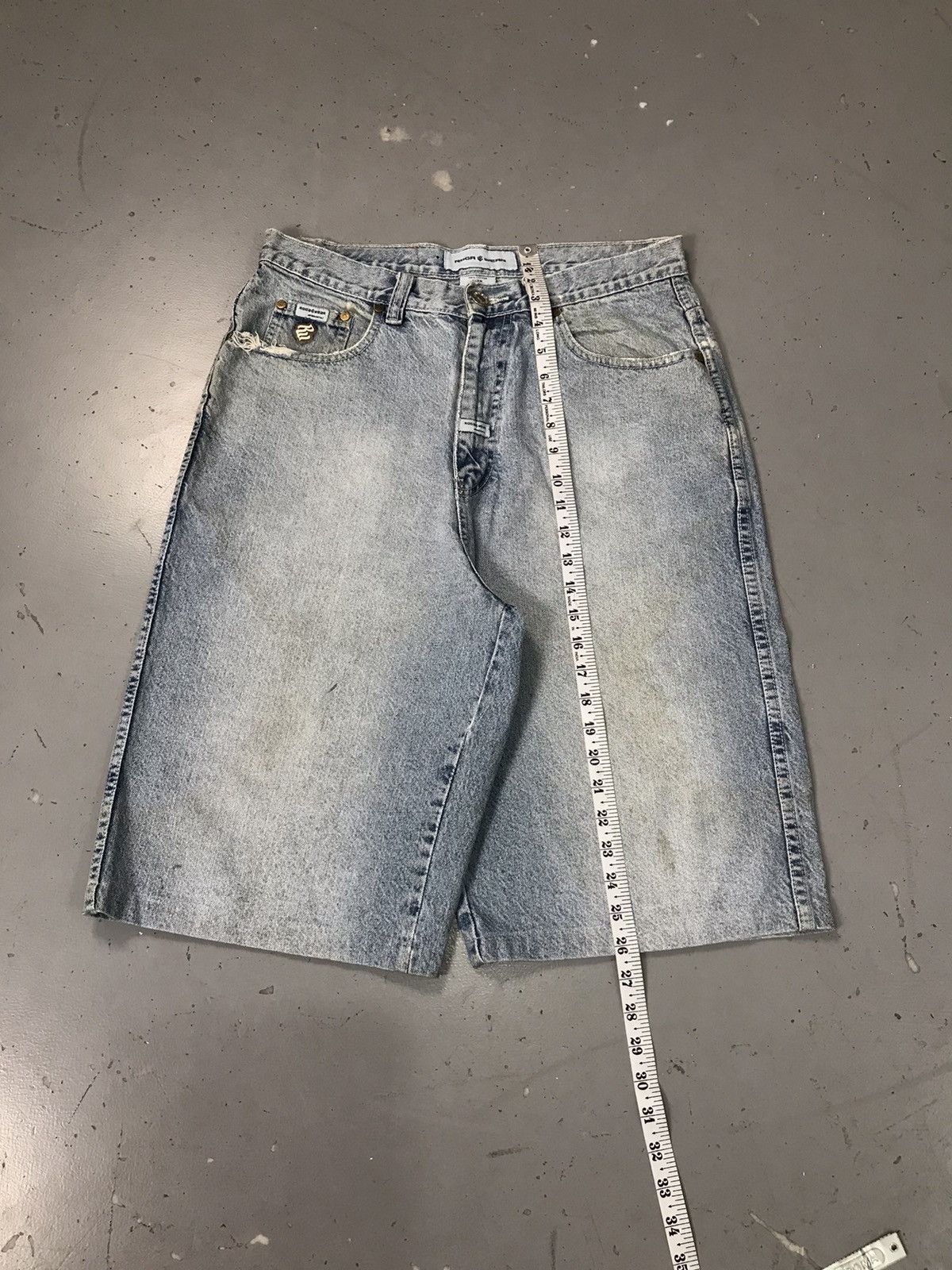 Rocawear Vintage rocawear skater denim jort Size US 34 / EU 50 - 7 Thumbnail