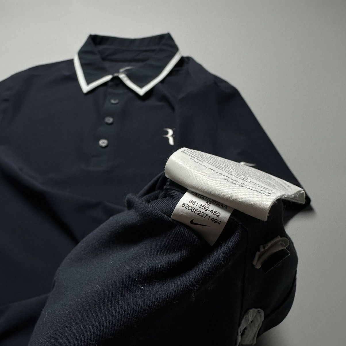 Nike NIKE ROGER FEDERER US OPEN 2010 POLO SIZE “M” Size US M / EU 48-50 / 2 - 12 Thumbnail