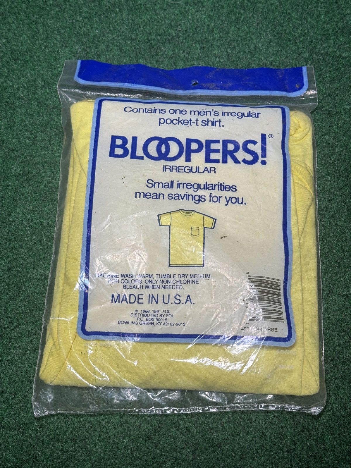 Fruit Of The Loom Vintage Bloopers Irregular XL Blank 80s 90s Pocket T Shirt Size US XL / EU 56 / 4 - 2 Thumbnail