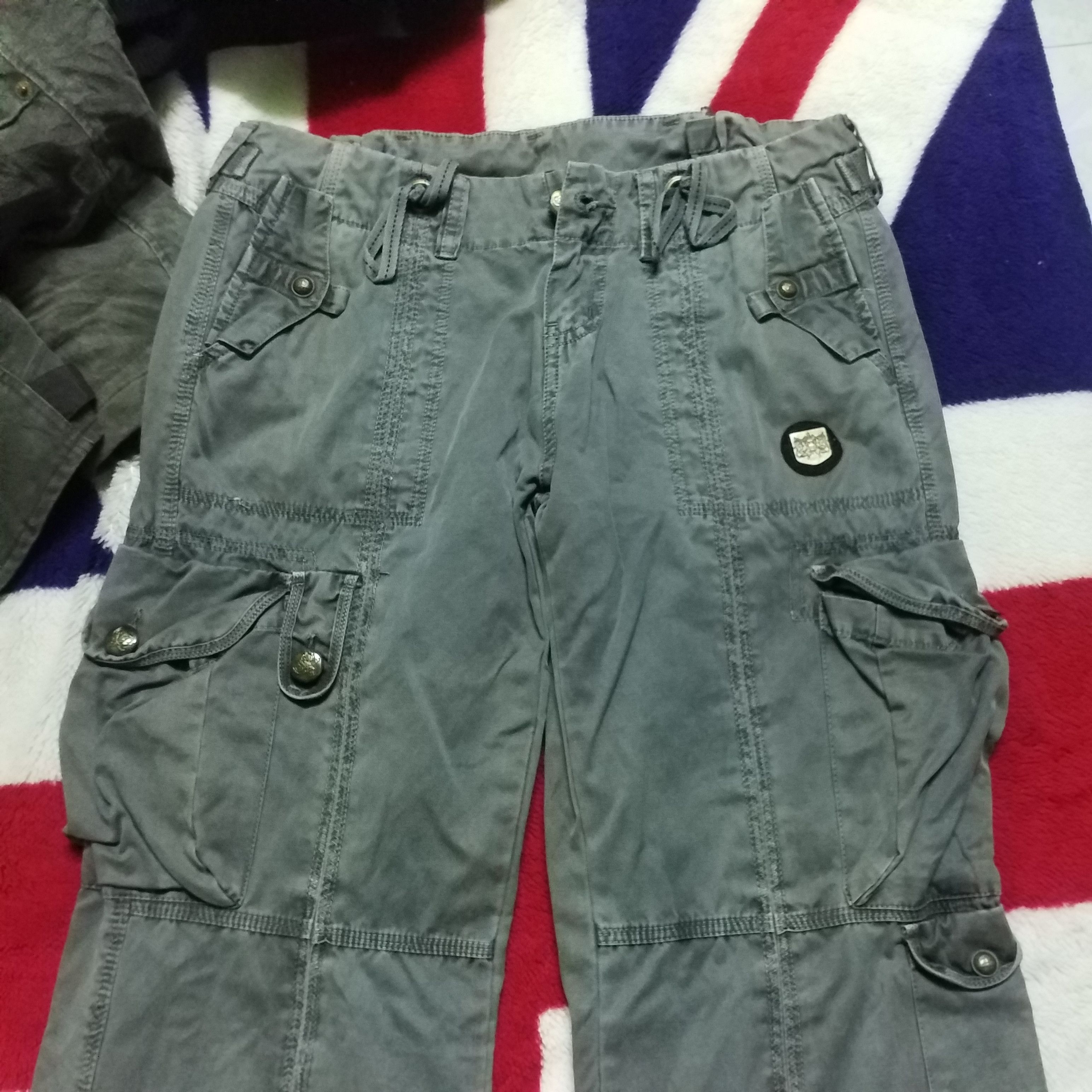 Japanese Brand LOW RISE CARGO MULTI POCKET ARMY BONDAGE STYLE Size 36" / US 14 / IT 50 - 2 Thumbnail