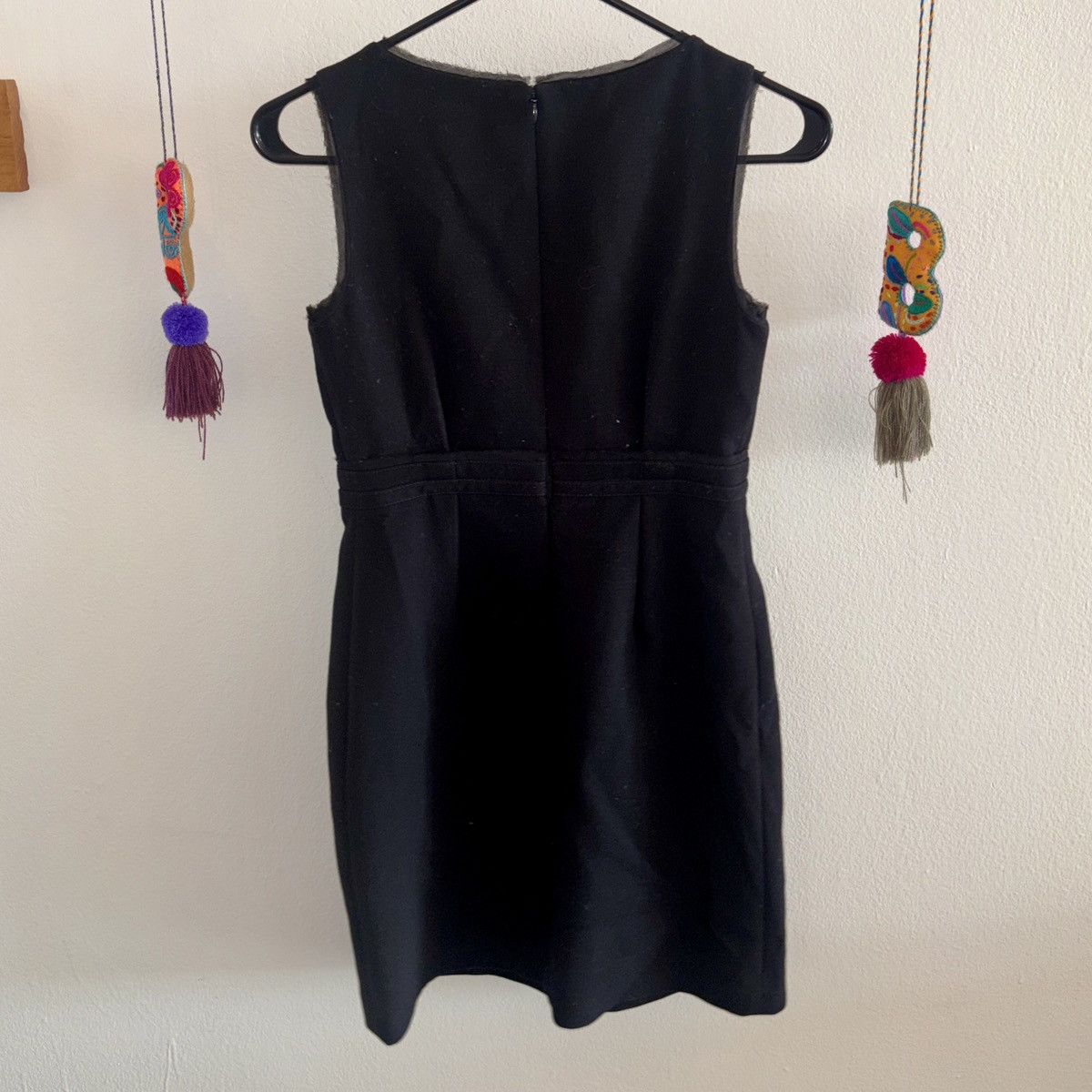 Ann Taylor LOFT Black Sheath Mini Dress V-Neck Sleeveless 0P Size XS / US 0-2 / IT 36-38 - 3 Thumbnail