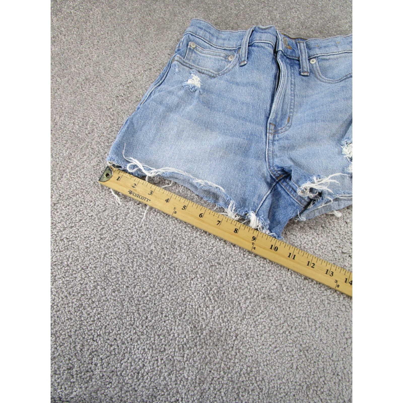 Madewell Madewell The Perfect Jean Shorts Womens 25 Light Wash Denim Cut-Offs Jeans Shorts 25 Blue Womens Size 42" / US 20 - 4 Thumbnail