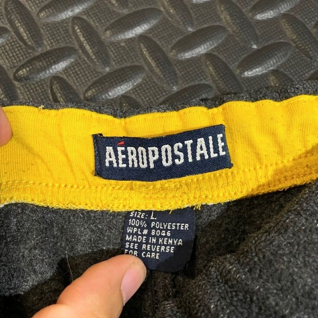 Aeropostale VINTAGE Aeropostale Sweatpants Striped Dark Gray Yellow White Men L Pants Regular Mens Size L Size US 33 - 4 Thumbnail