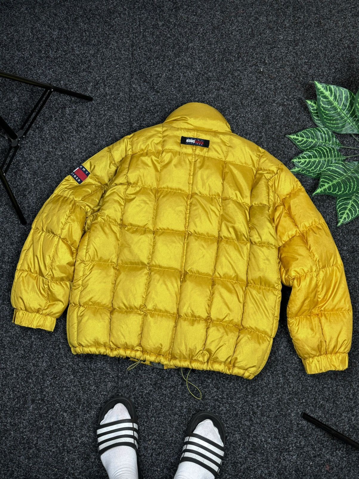Tommy Hilfiger × Vintage TOMMY HILFIGER PUFFER OUTDOORS Size US L / EU 52-54 / 3 - 17 Thumbnail