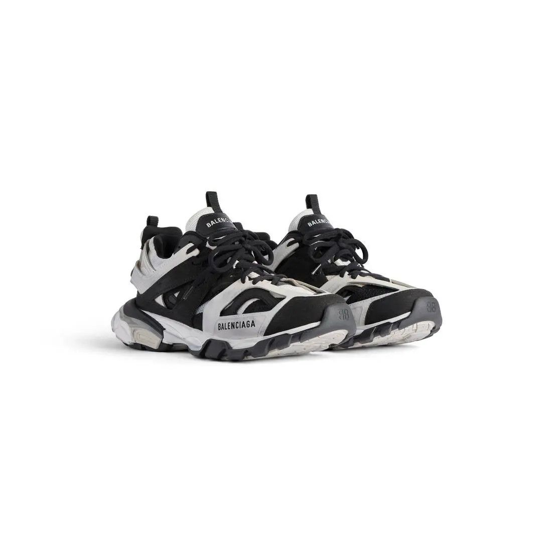 Balenciaga o1w1db10526 Track Sneakers in Chalk/Black Size US 13 / EU 46 - 2 Thumbnail