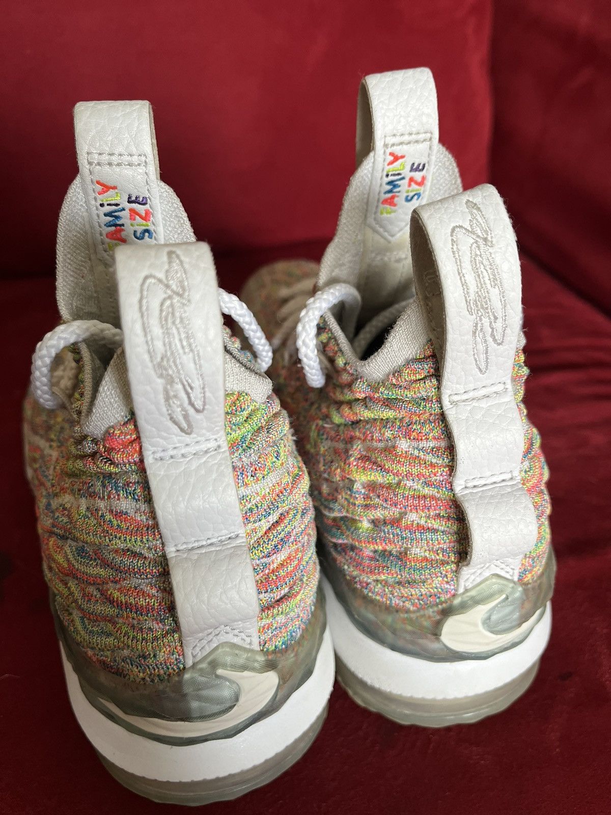 Nike Nike Lebron 15 Fruity Pebbles Size US 5.5 / IT 35.5 - 5 Thumbnail